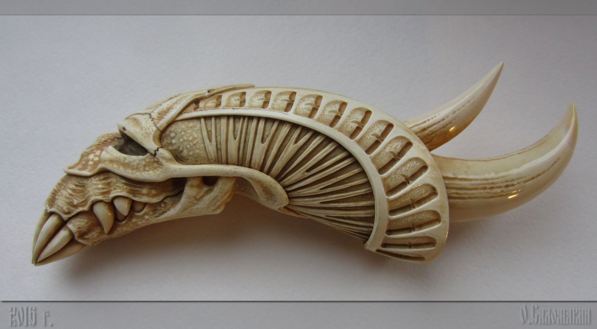 Якутские кулоны из кости