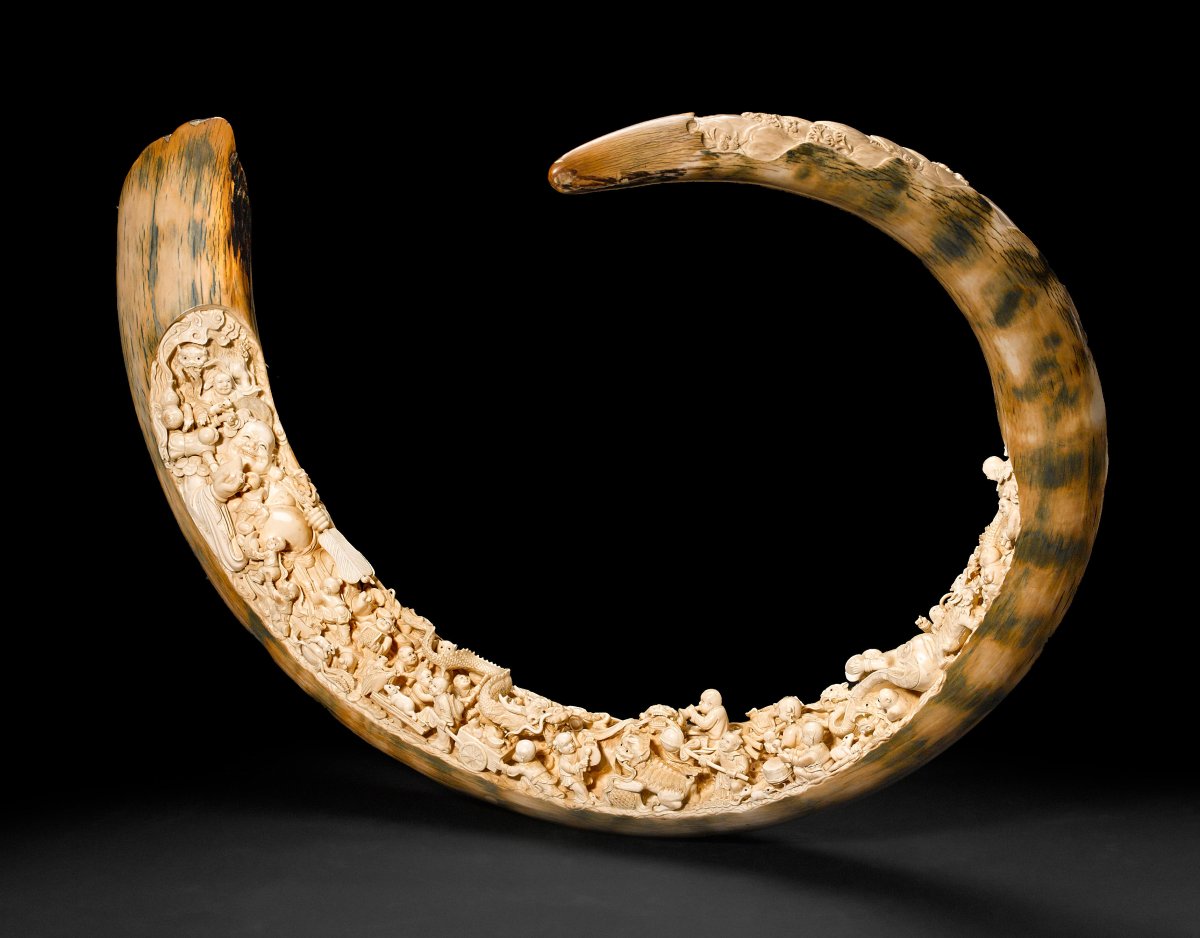 Кольцо из кости мамонта