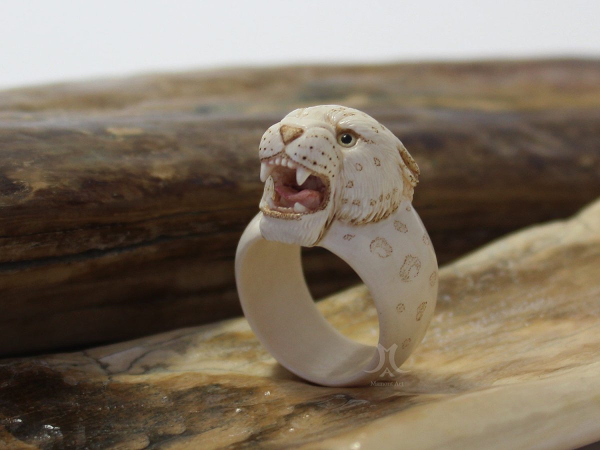 Резьба по кости мамонта Якутия