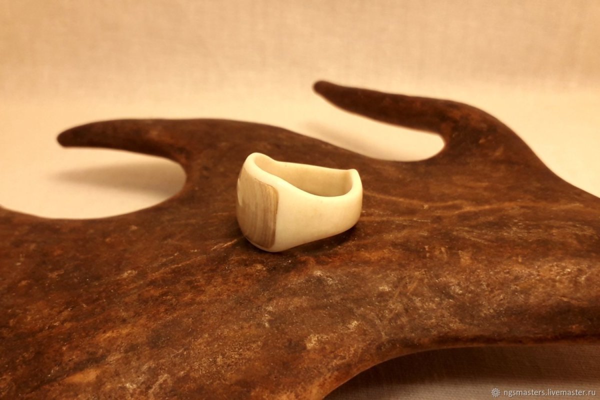 Изделия из кости ножи