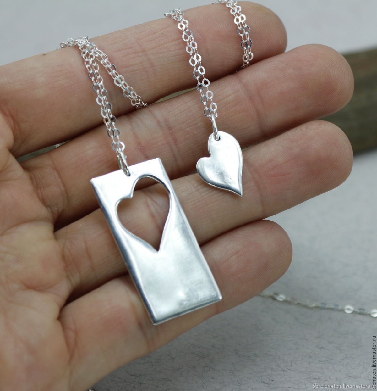 Кулон на рождение ребенка для мамы золото