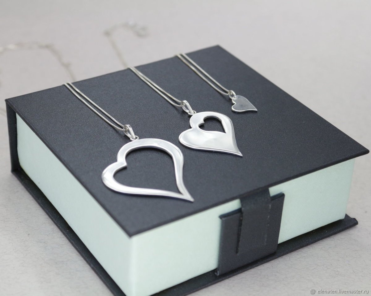 Кулоны для сестер