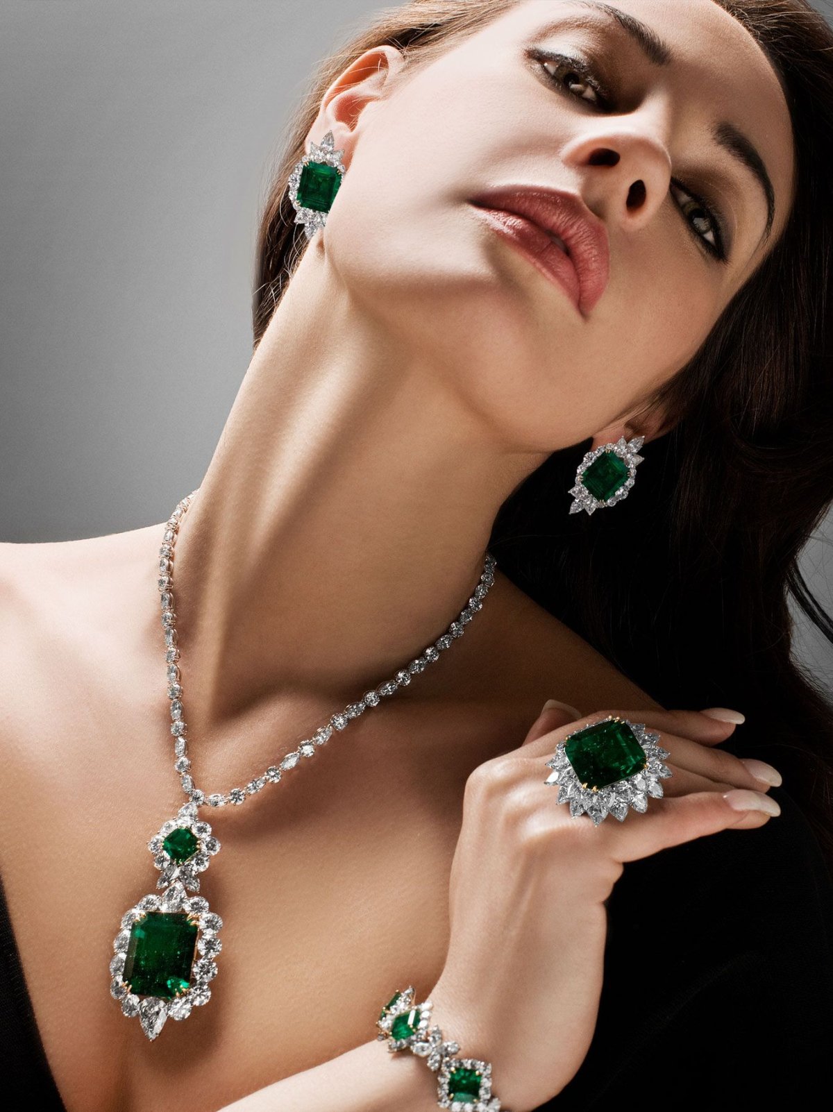 Ювелирные украшения фотосессия