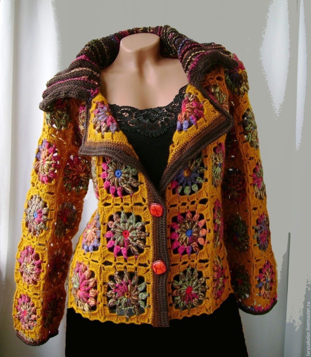 Вязаный жакет в стиле пэчворк