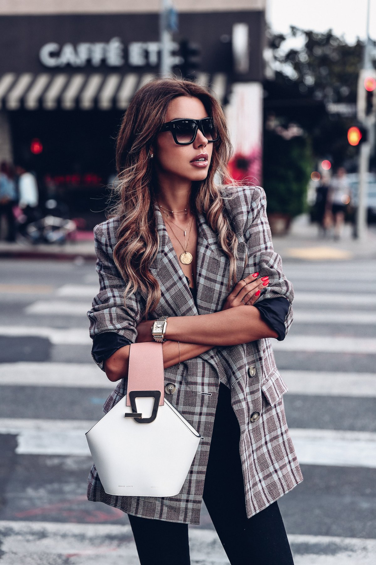 Шмотки модные