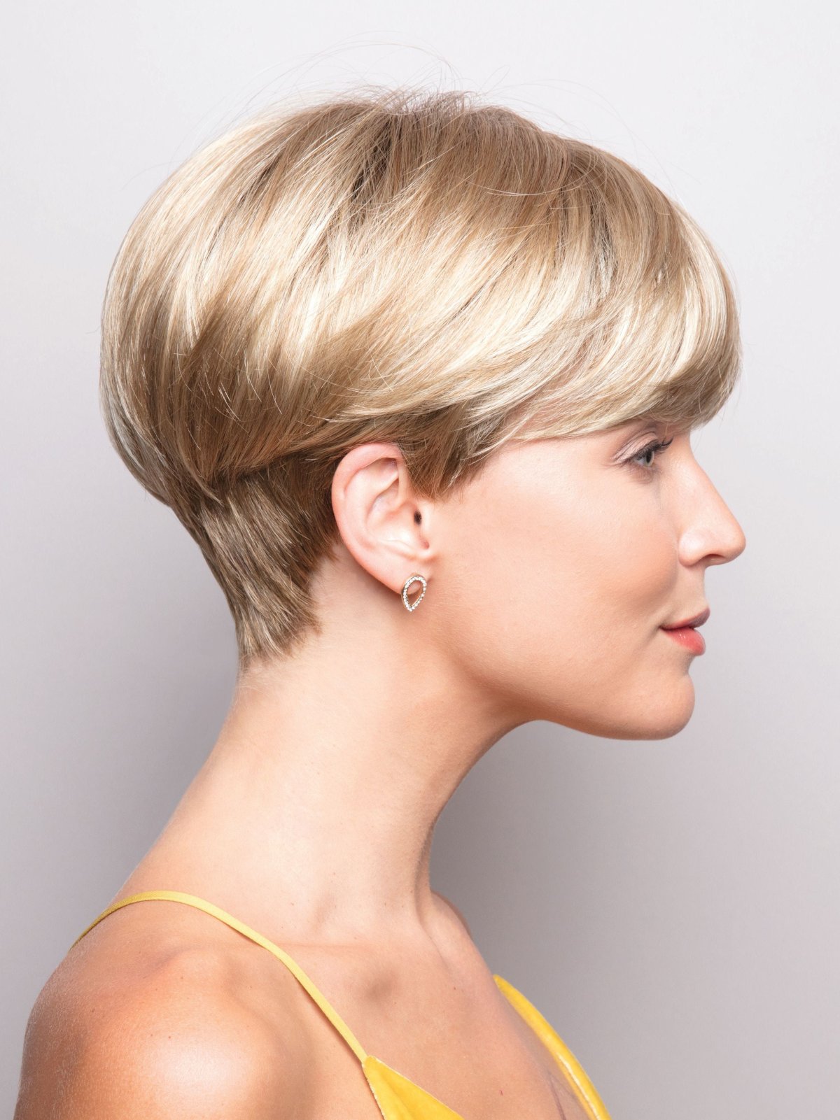 Стрижка шапочка Гарсон вид сзади