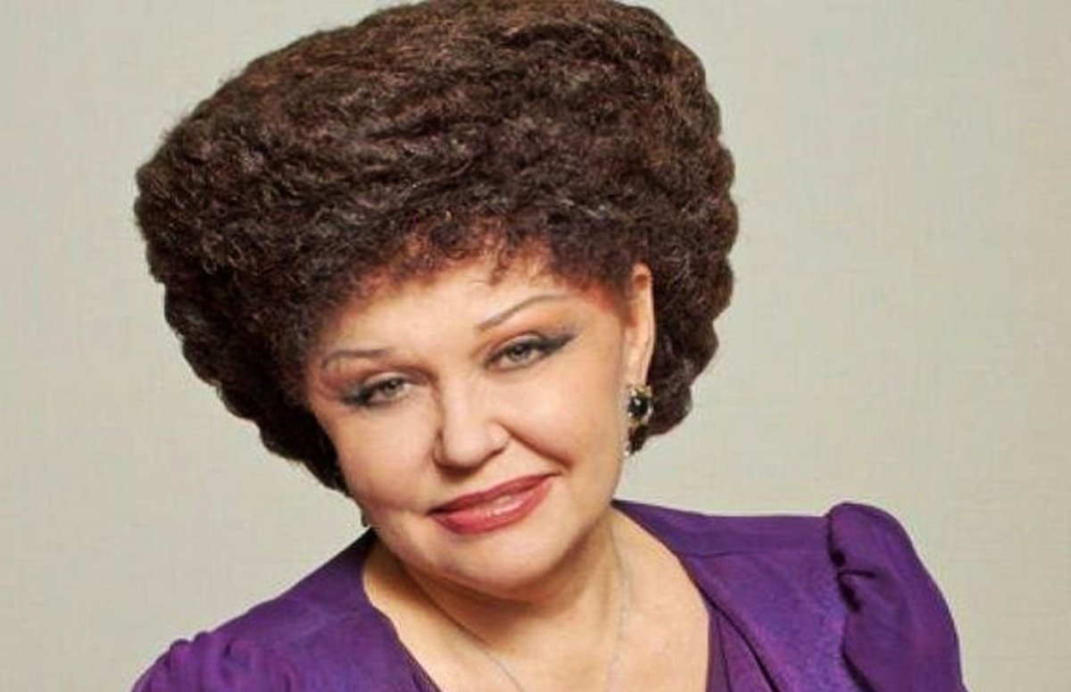 Прическа депутата Валентины Петренко