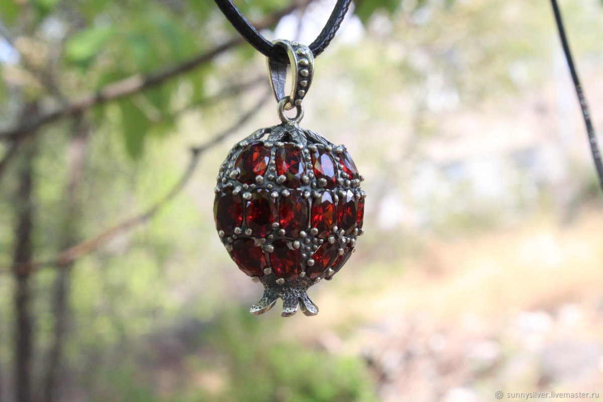 Подвеска гранат серебро Армения