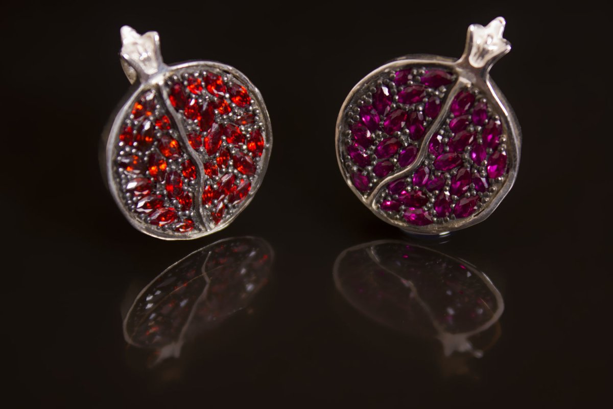 Серебряные серьги с гранатом 01e838gr