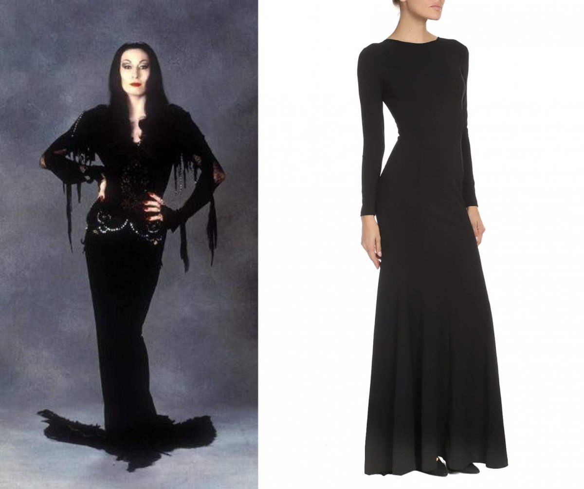 Мартиша Адамс улыбается