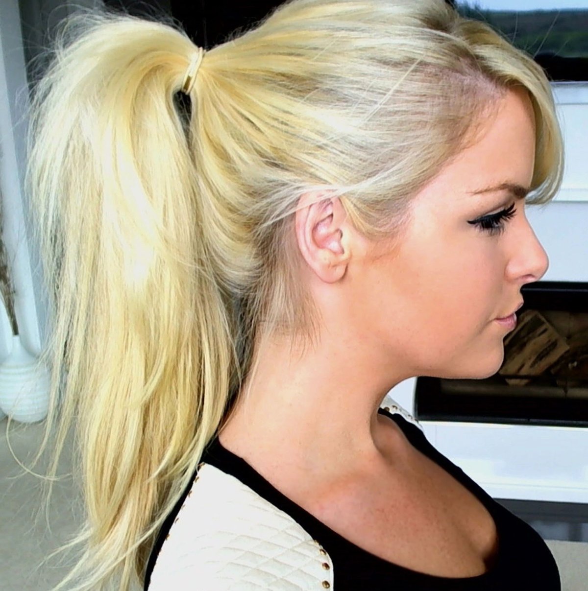 Восточный хвост Анна Комарова