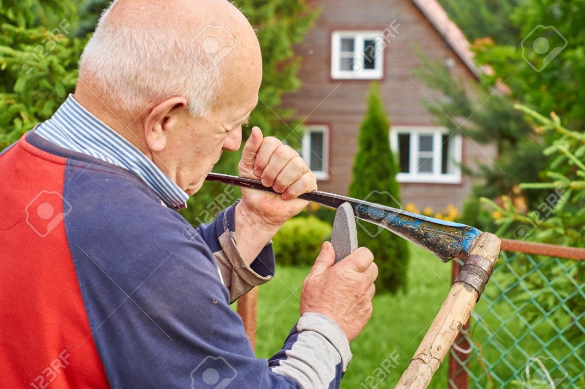 Коса для травы Темница