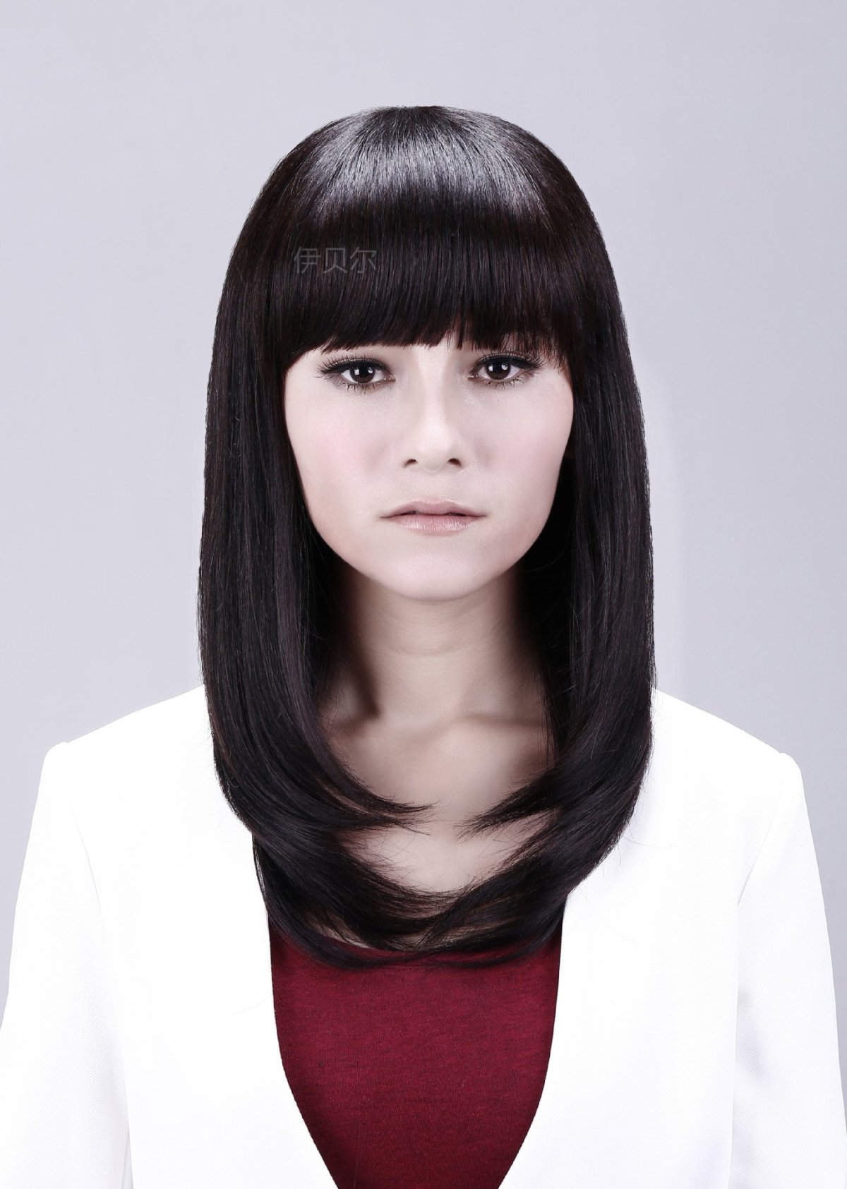 Прямая челка 2021