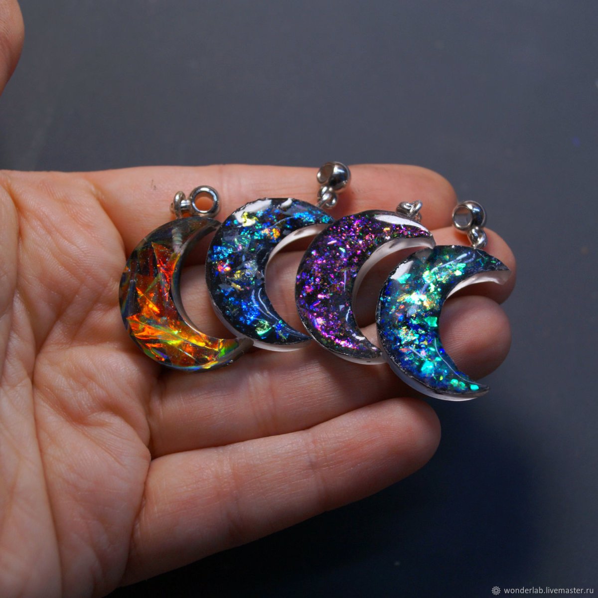 Амулеты из кристаллов