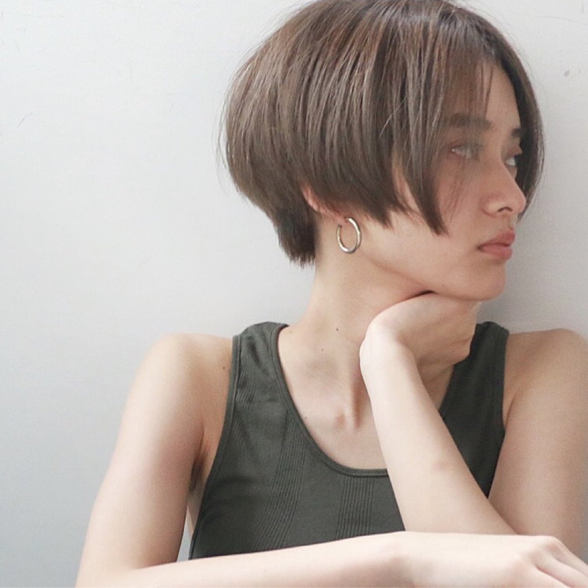 Боб каре Томбой стрижка