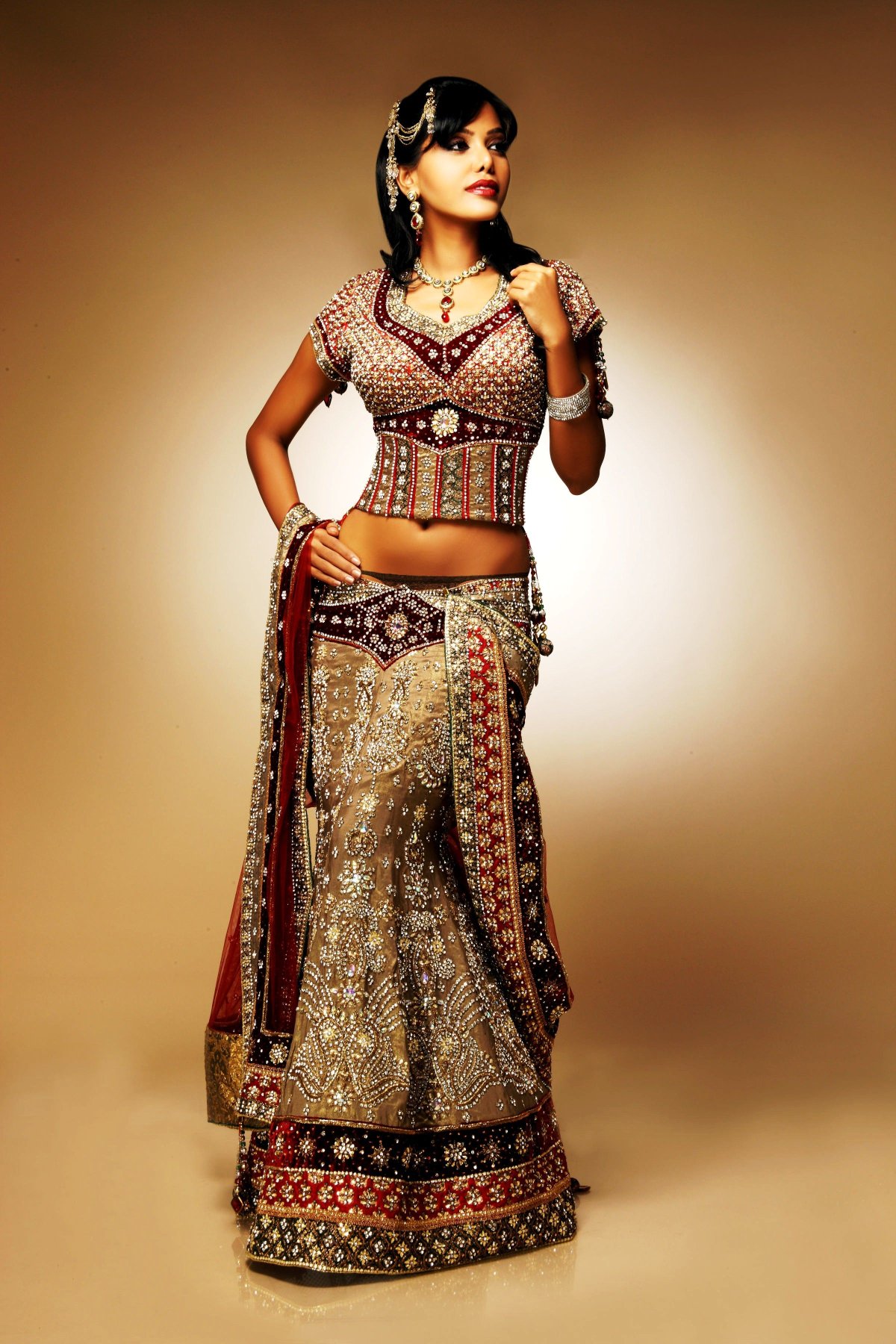 Вещи в индийском стиле