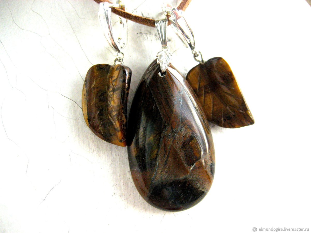 Кулон тигровый глаз