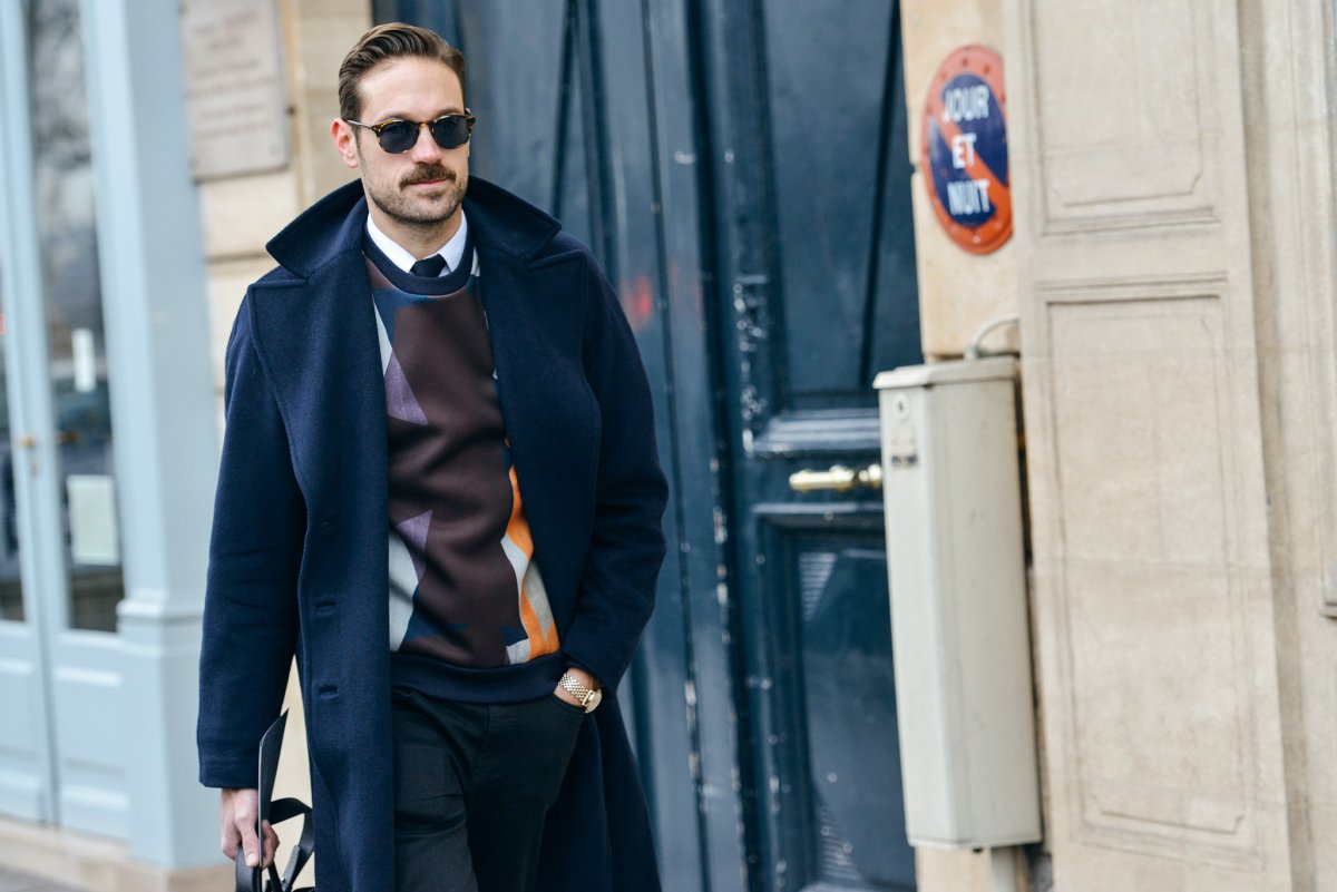 Лук с серым пальто мужское