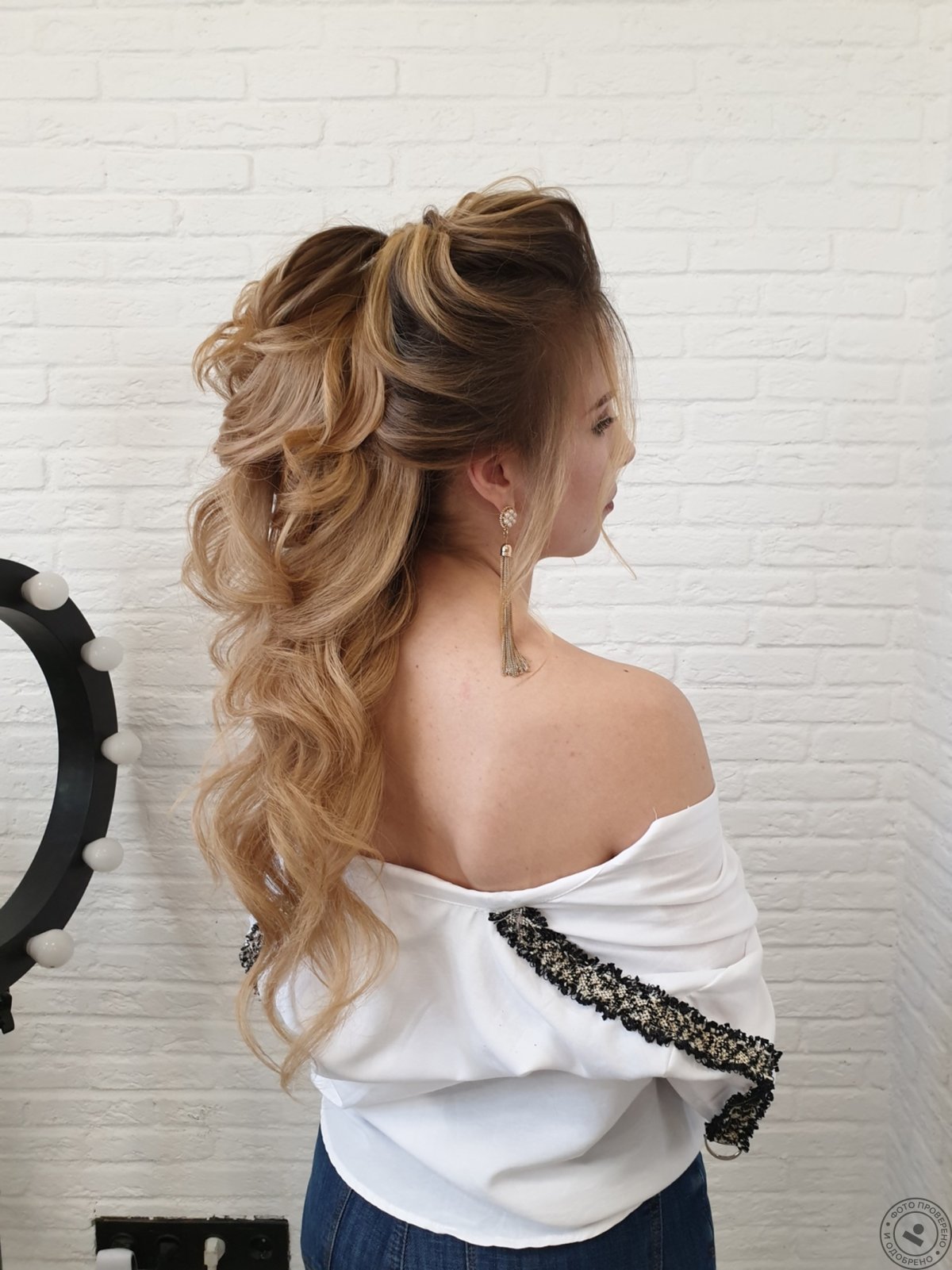 Восточный хвост прическа