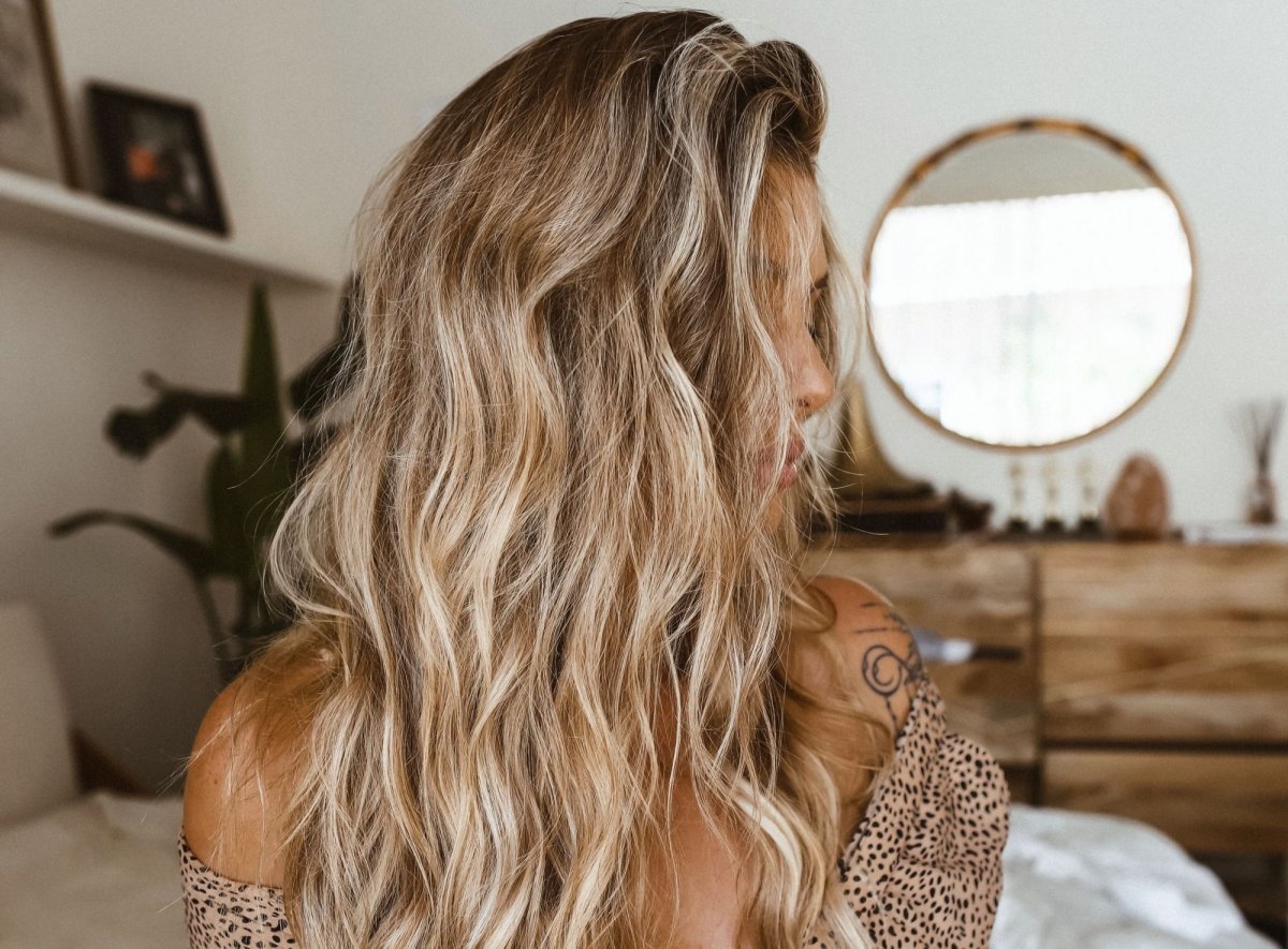 Калифорнийское мелирование на русые волосы