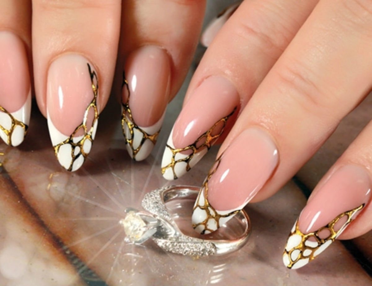 Литье на ногтях