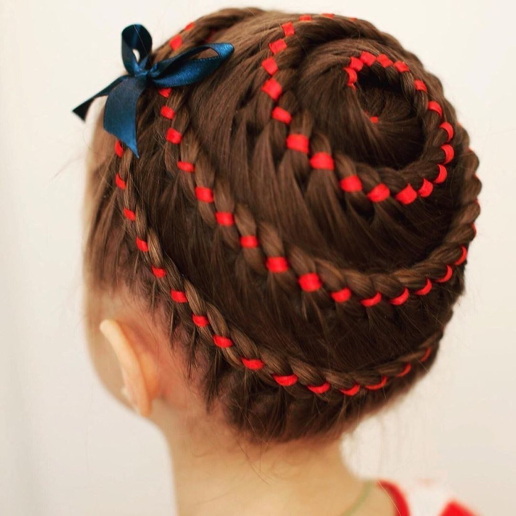 Прическа жгут из хвоста