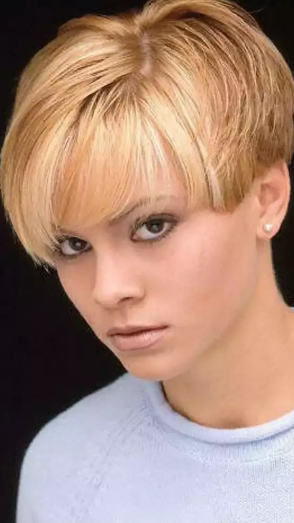 Стрижка Гарсон рваная