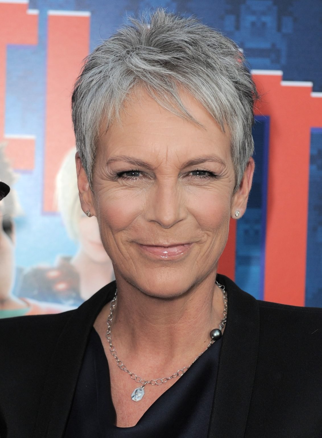 Короткие прически для пожилых женщин