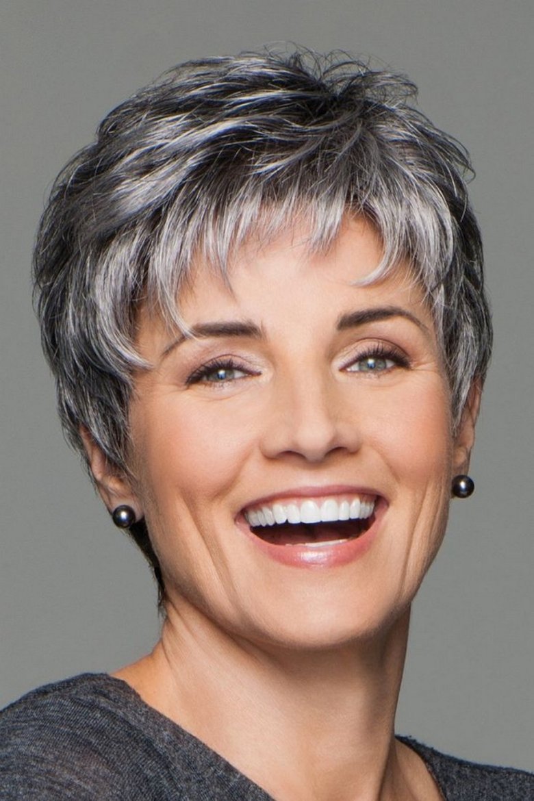 Стрижка Гарсон на короткие волосы для женщин после 60 лет