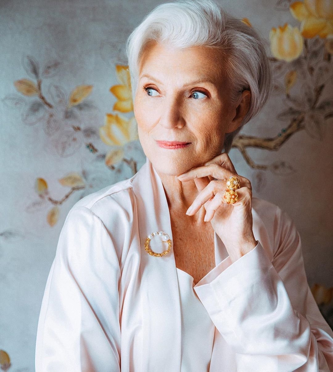 Окрашивание волос для возрастных женщин