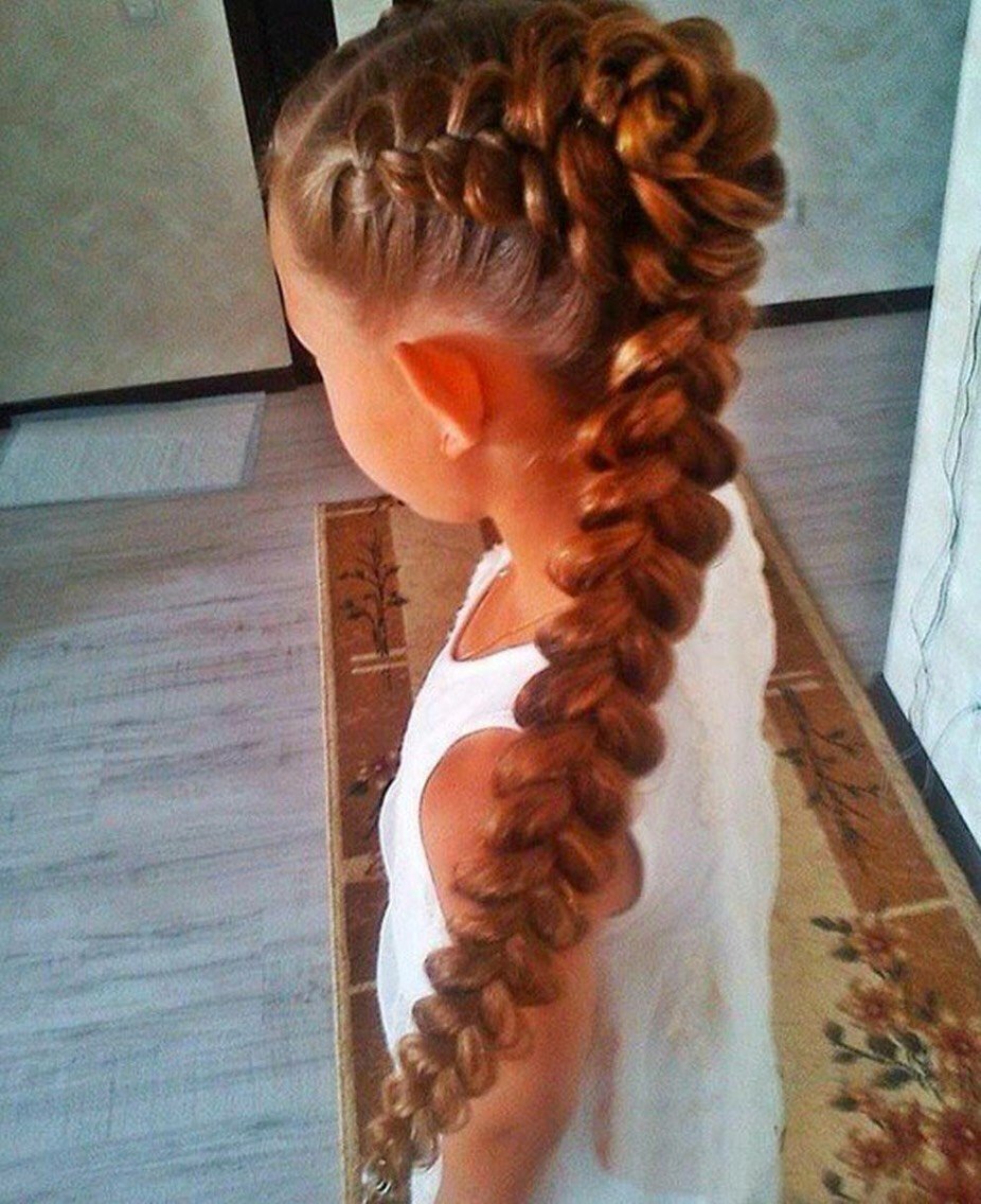 Объемные косы для девочек на выпускной