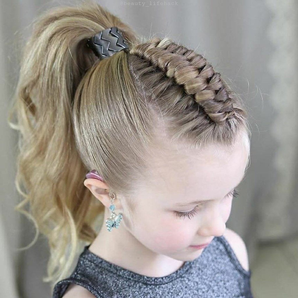 Простые нарядные прически для девочек