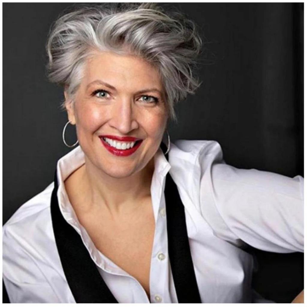 Окраска волос в серебристый цвет женщину за 50