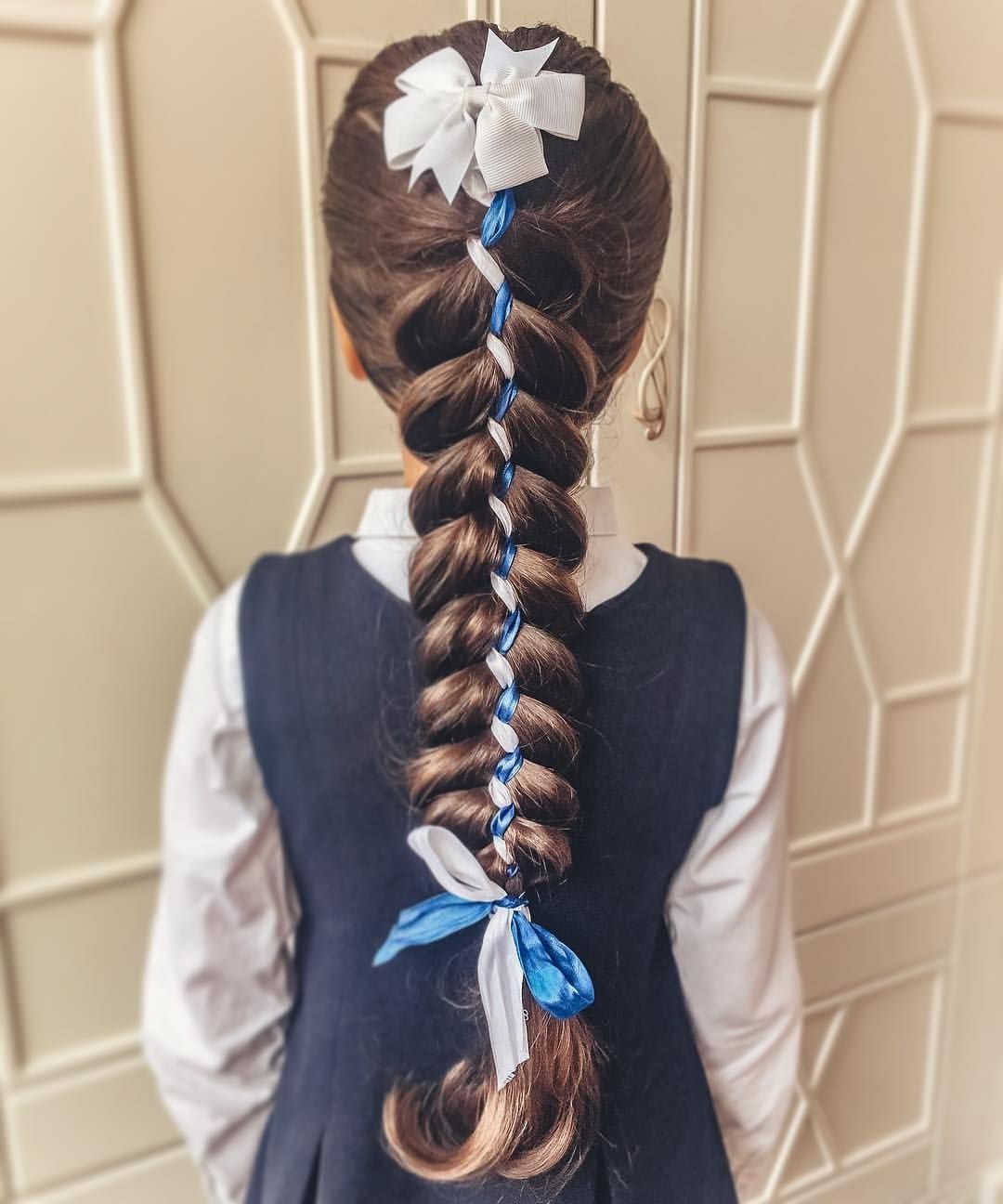 Колоски прическа для девочек с ленточкой