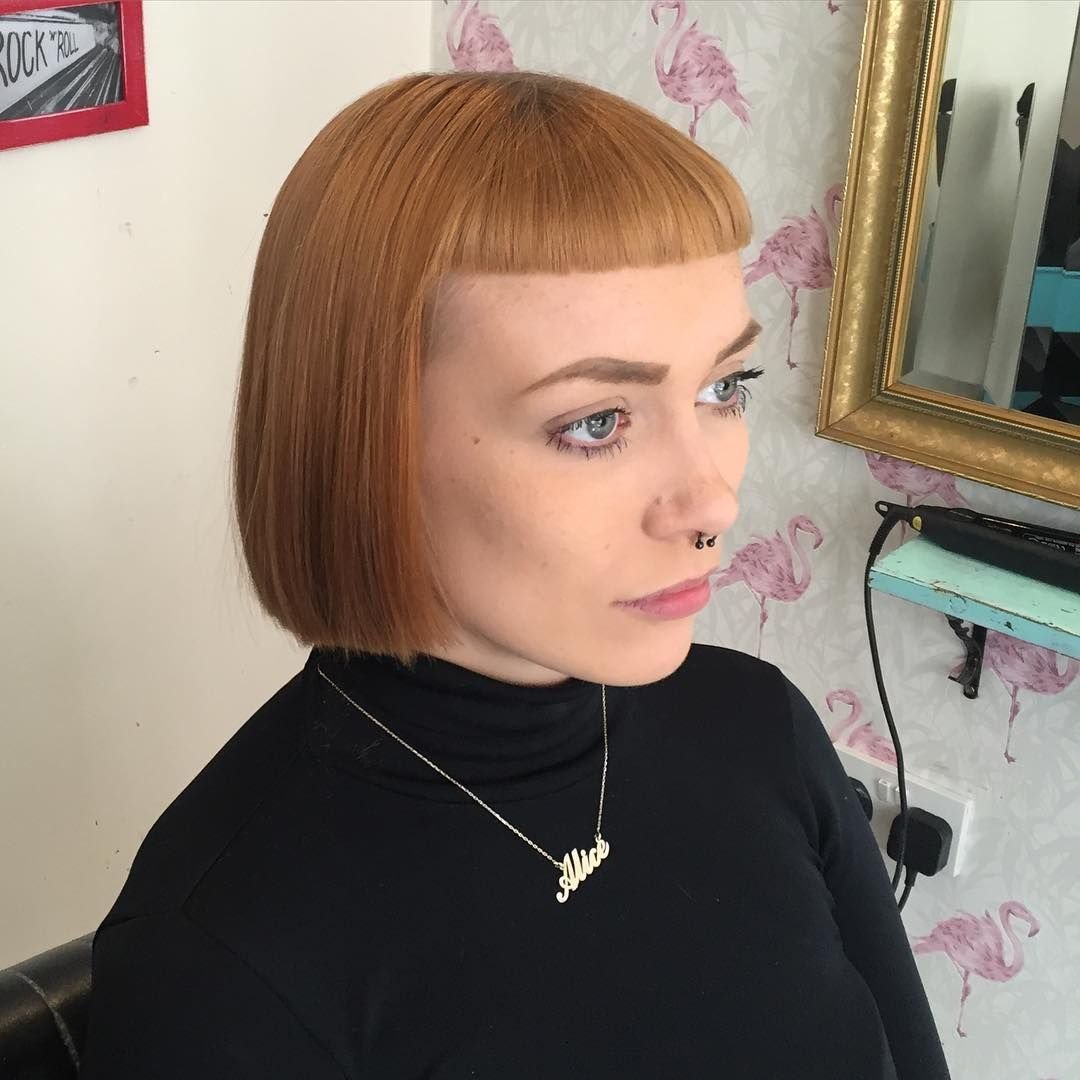 Стрижка для отращивания волос с челкой