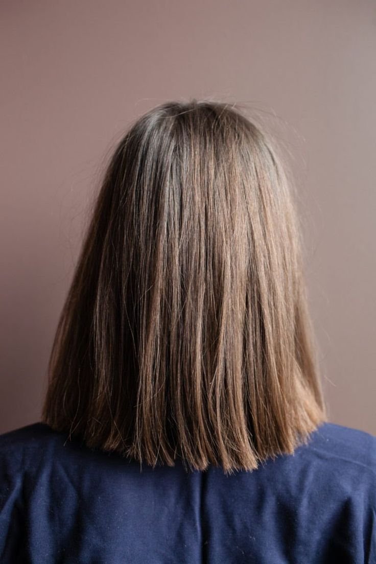 Каре стрижка без челки на средние на прямые волосы