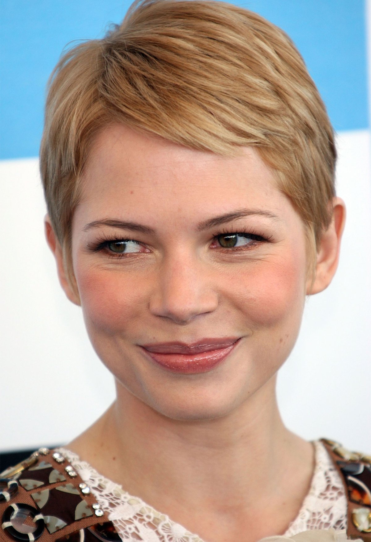 Очень короткие стрижки для редких волос