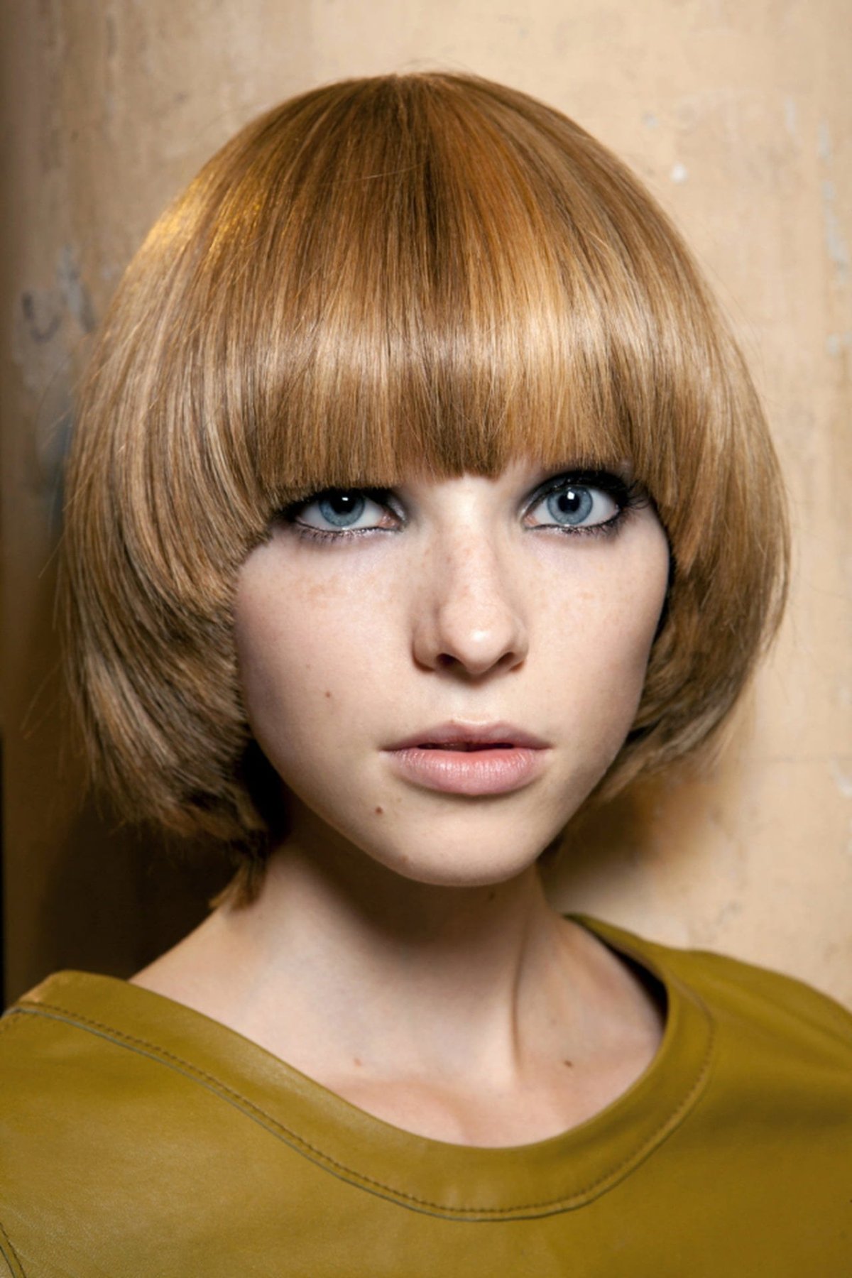 Филированная челка полукругом