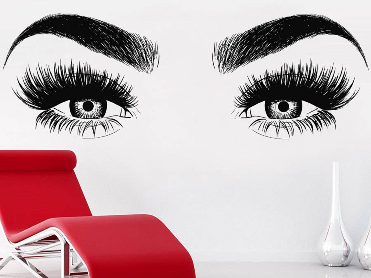 Розовые волосы каре с челкой