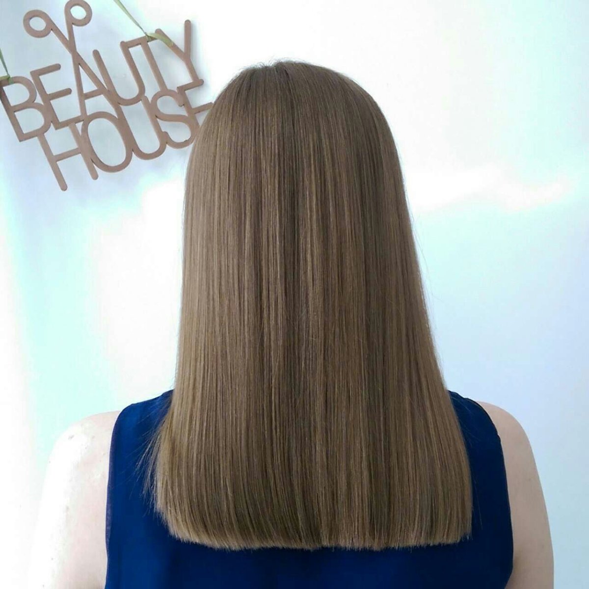 Demetrius каре ровный срез