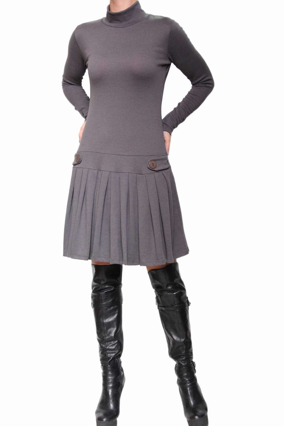 Платье с отрезной талией для полных