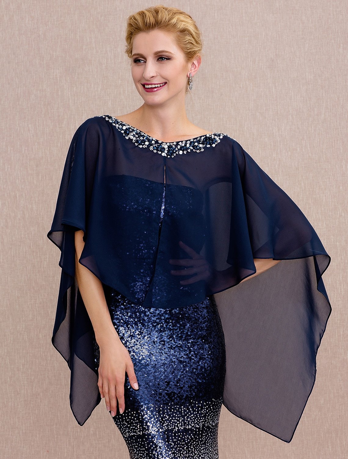 Накидка на платье вечернее на женщину