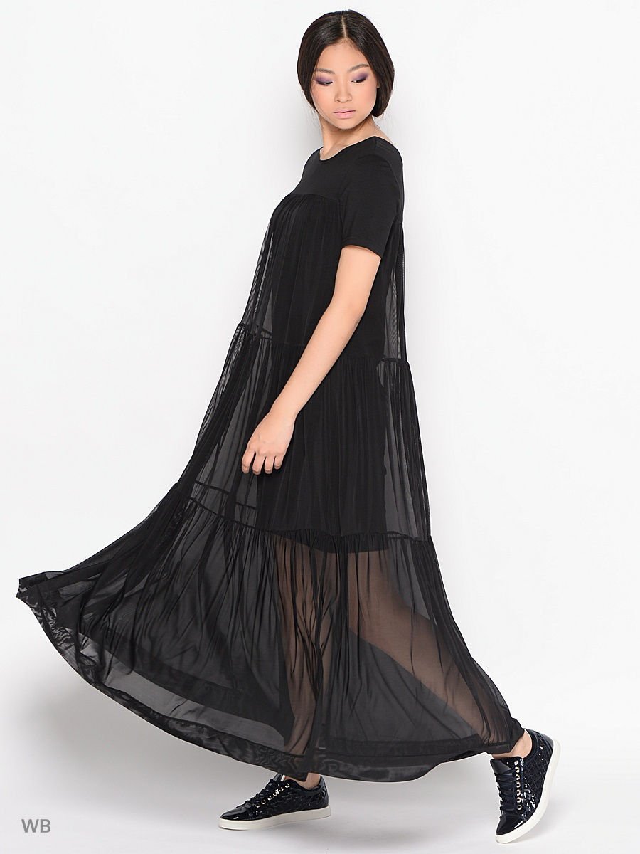 Платье с накидкой из сетки