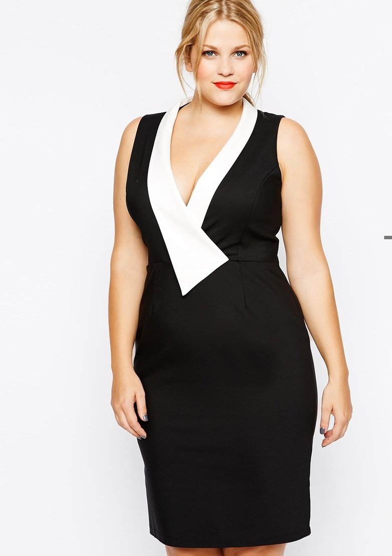 Платье с декольте для полных