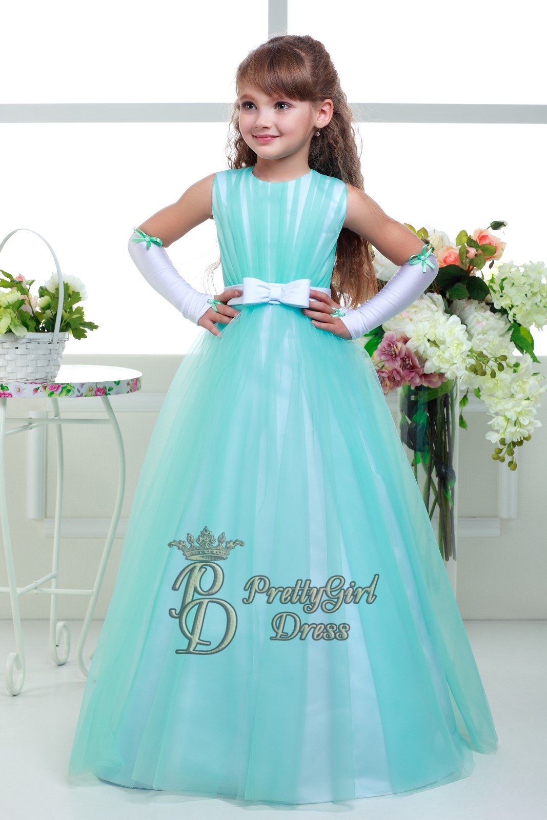 Сиреневое платье на выпускной в детский сад