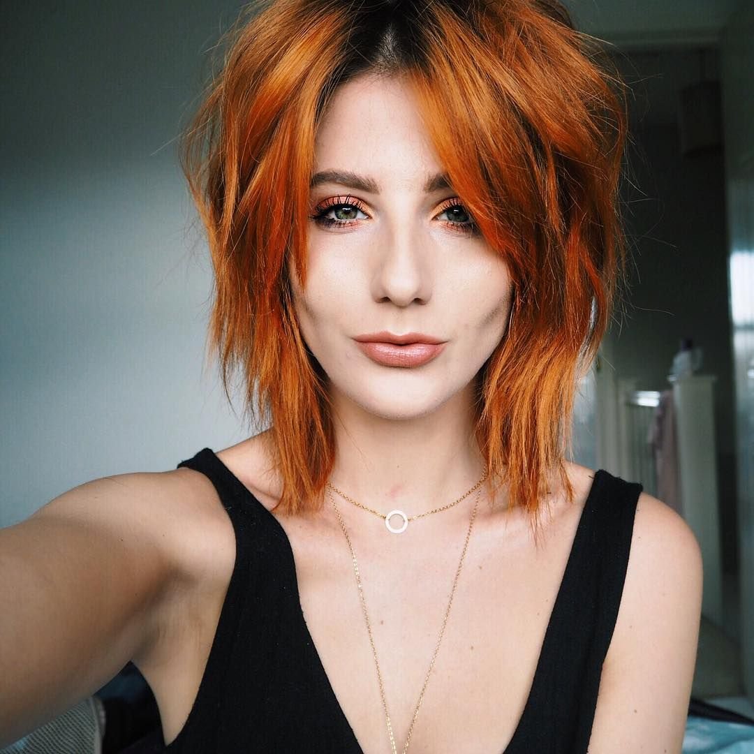 Нина Бернс рыжие волосы