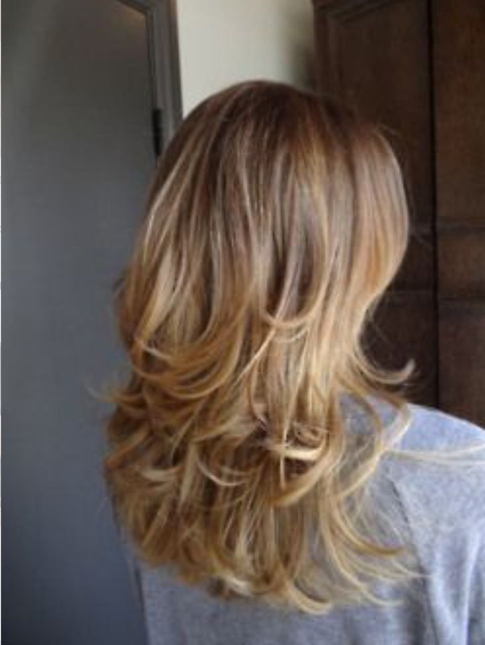 Каскад на средние волосы русые