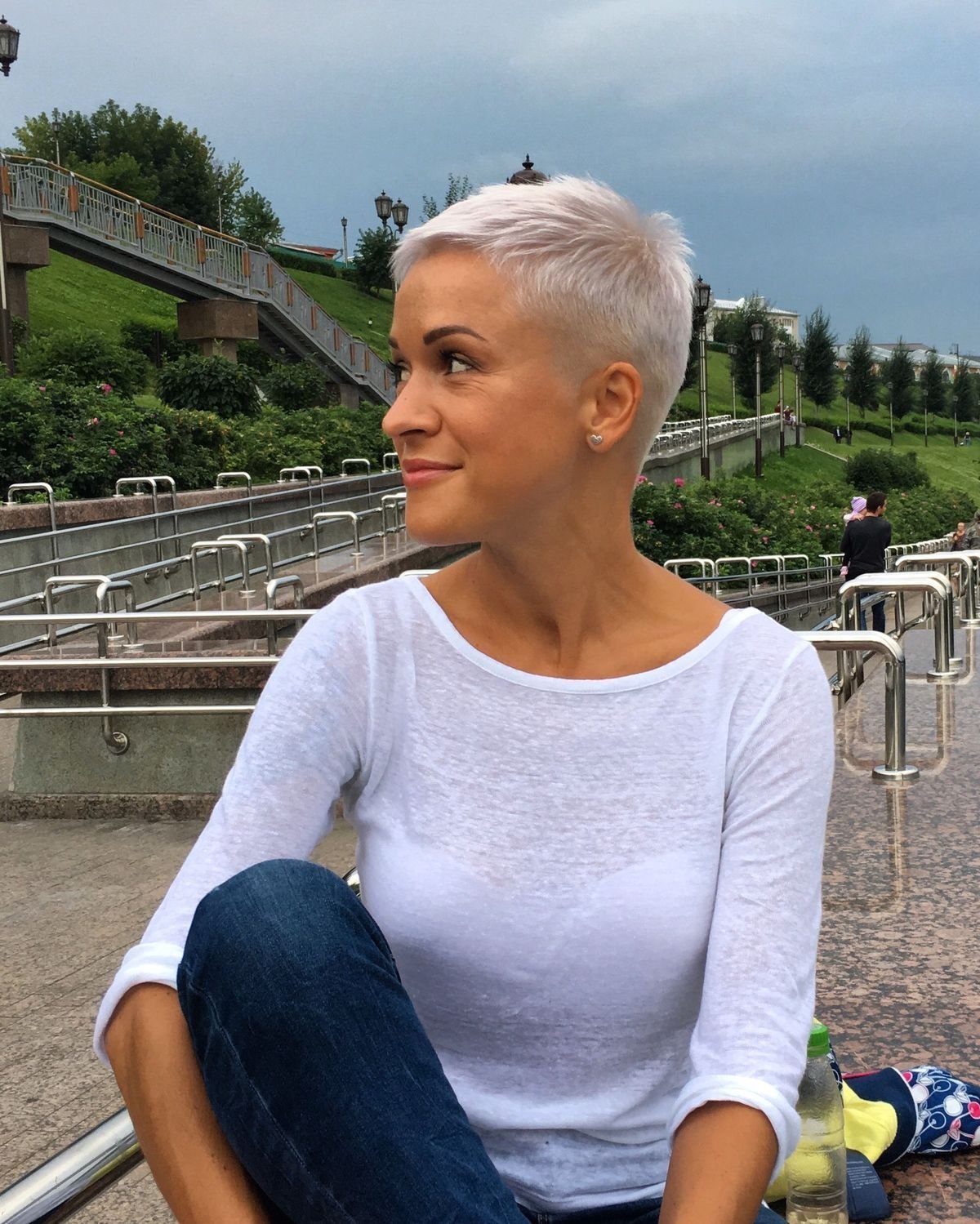 Дарья Мороз стрижка Пикси