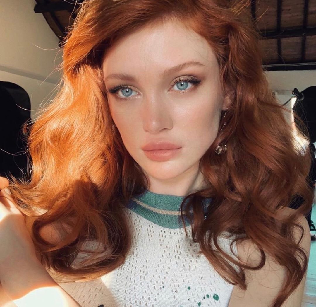 Анджелина Мишель рыжая