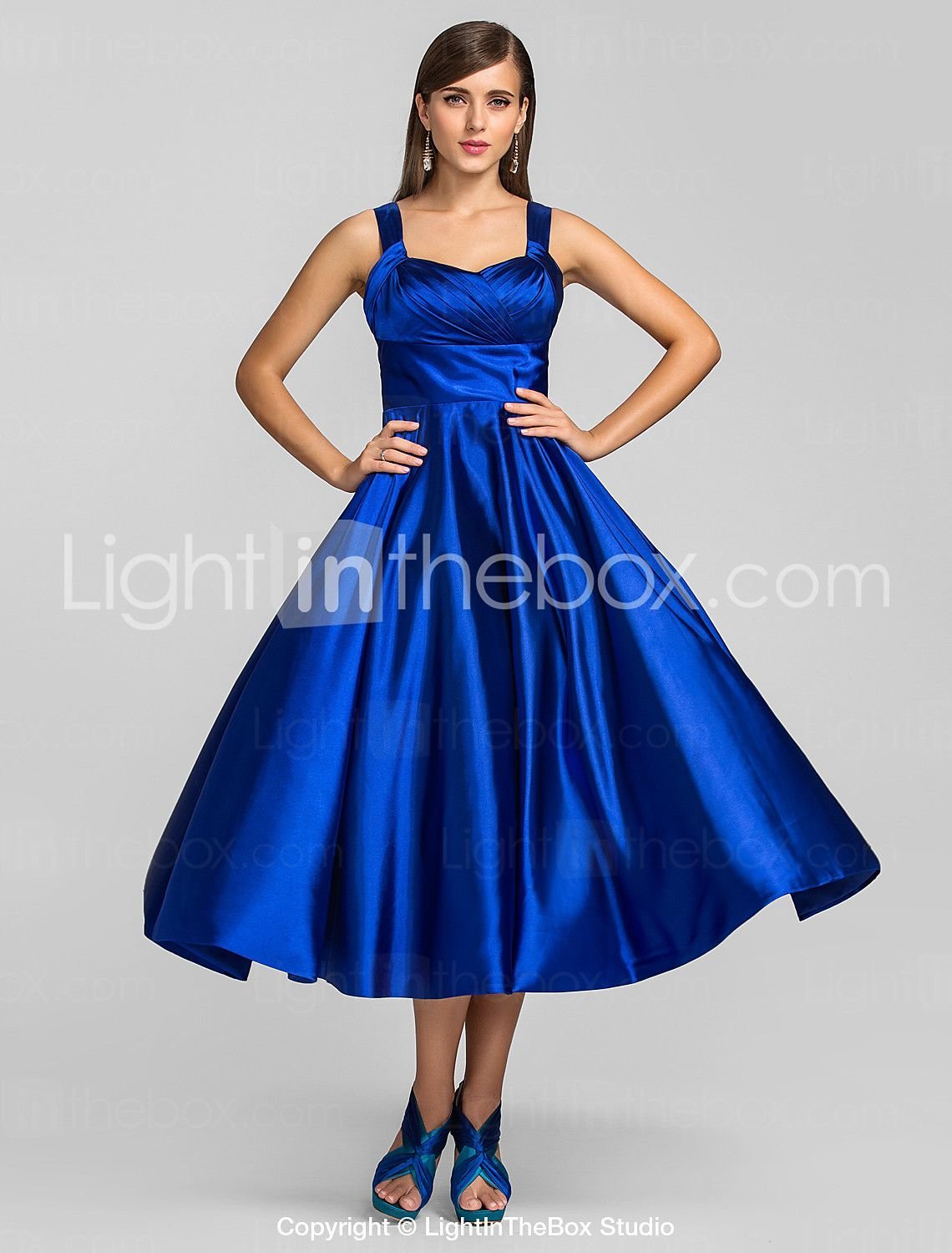 Вечерние платья из атлас стрейча